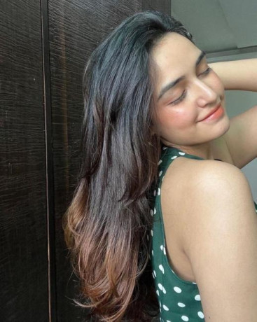 independent-escort-in-delhi-big-1
