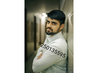 Hello ladies and couples I am Rajeev independent gigolo male escorts